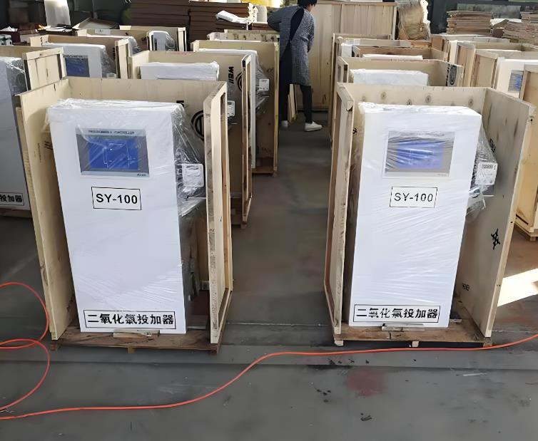 新抚二氧化氯投加器